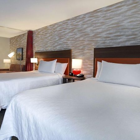 Home2 Suites Wichita Downtown Delano, Ks ภายนอก รูปภาพ