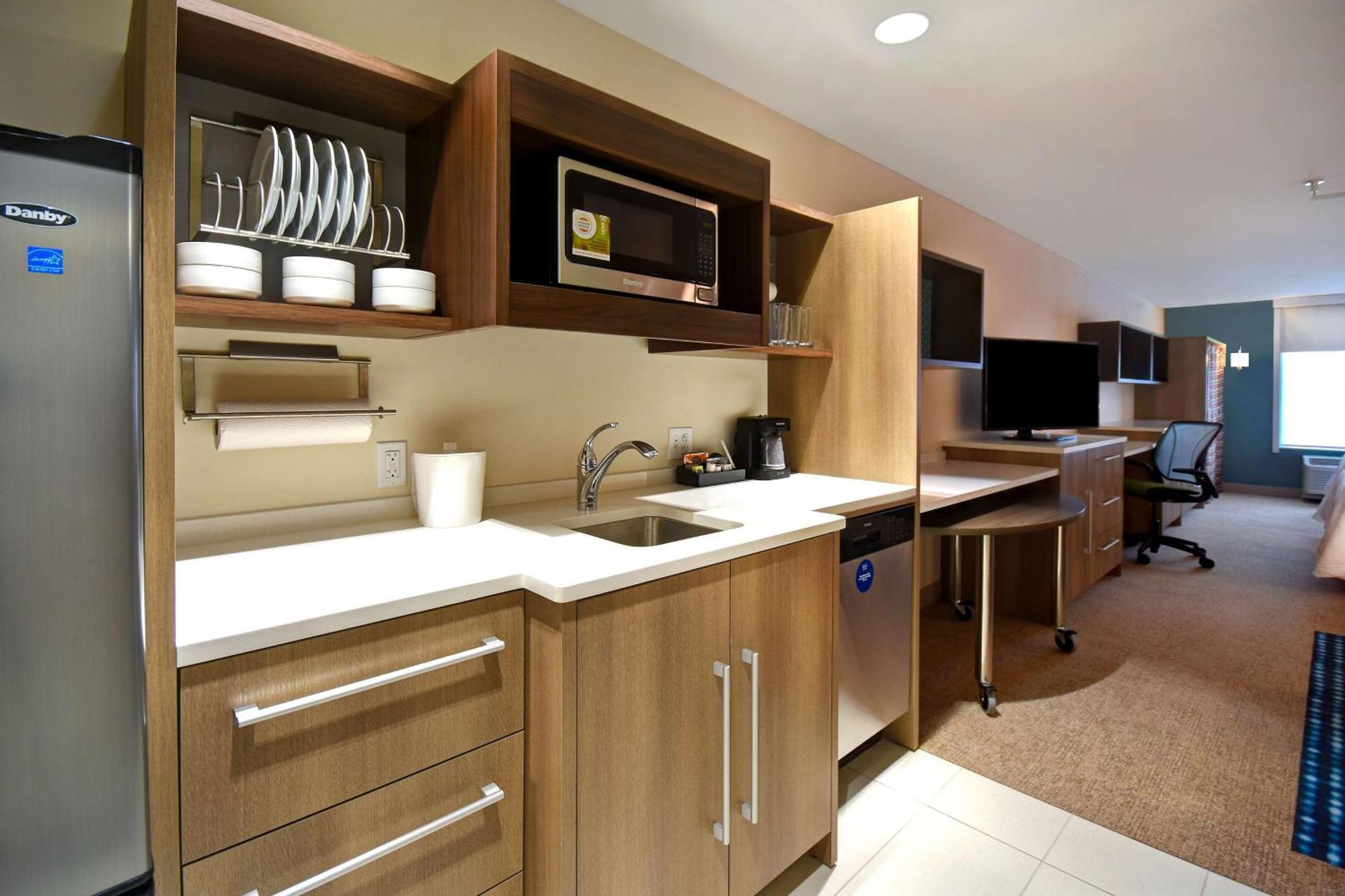 Home2 Suites Wichita Downtown Delano, Ks ภายนอก รูปภาพ