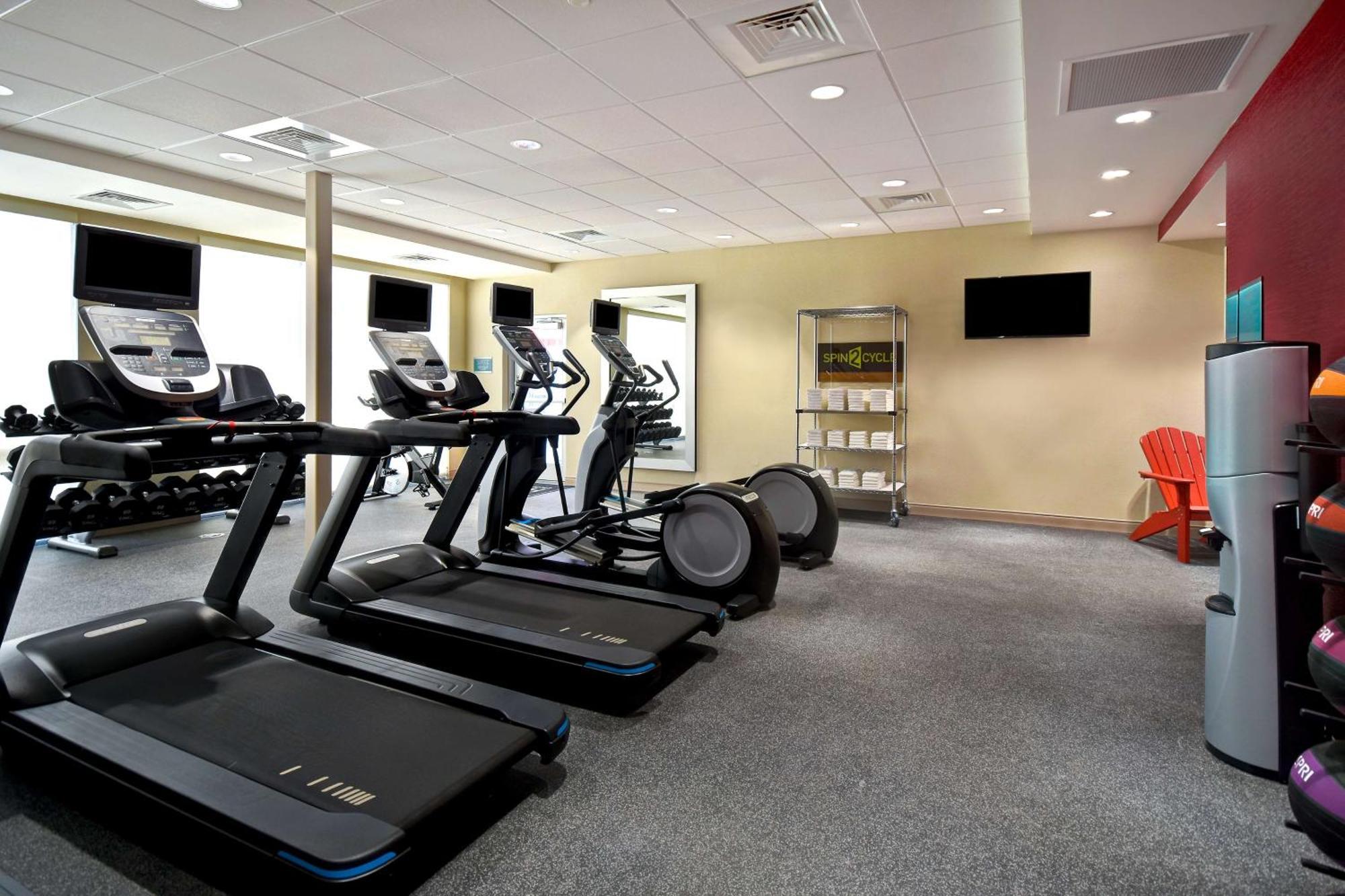 Home2 Suites Wichita Downtown Delano, Ks ภายนอก รูปภาพ